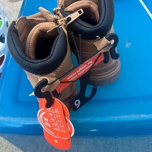 Wonder Nation Tan and Black Kids Boots